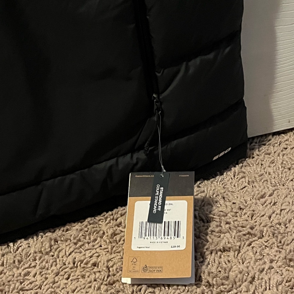Mens northface vest